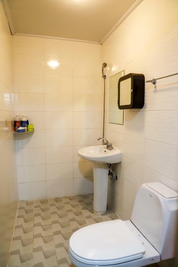 Busan Sukbak Dot Com Guesthouse מראה חיצוני תמונה